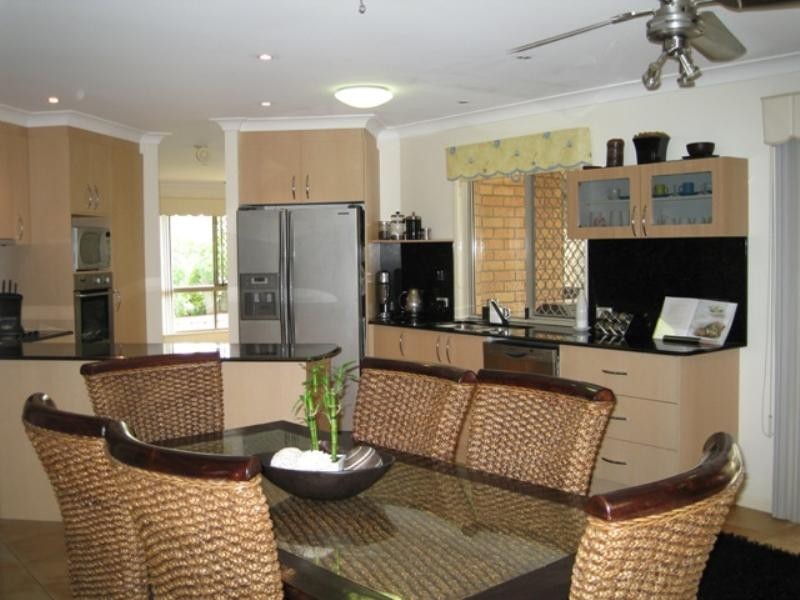 10 Cumberland Drive, Varsity Lakes QLD 4227