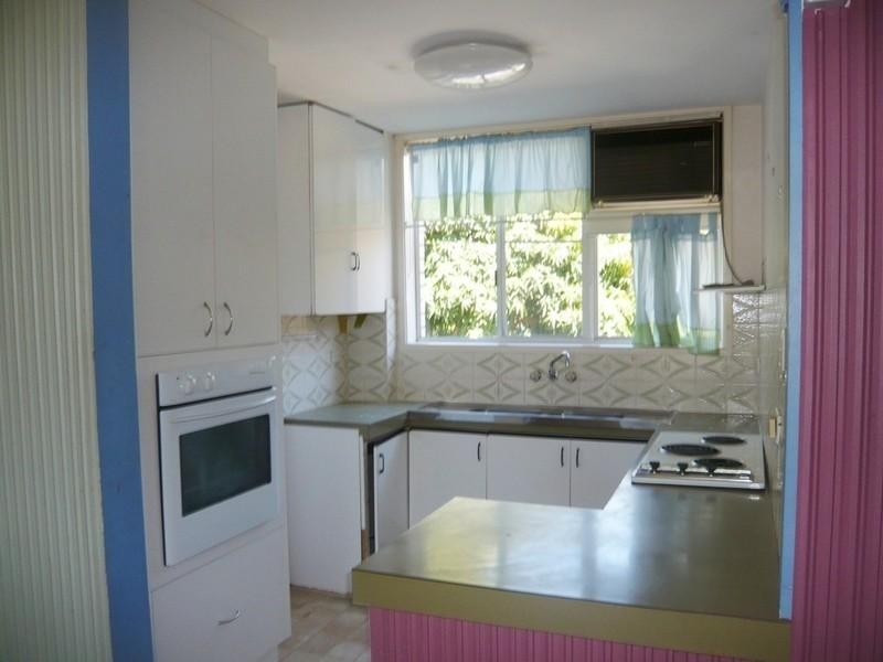 1/2 Stanley Street, Burleigh Heads QLD 4220