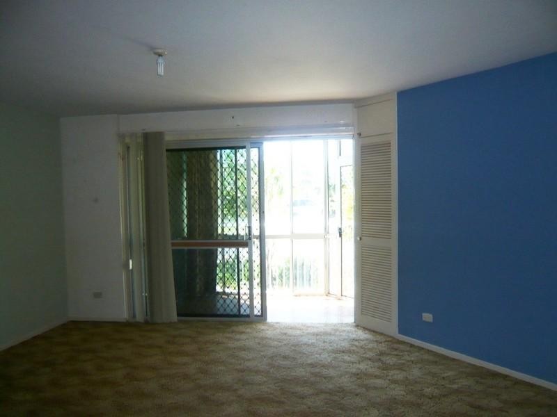 1/2 Stanley Street, Burleigh Heads QLD 4220