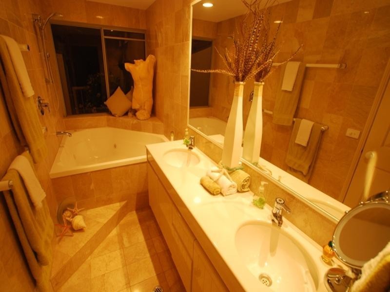 Villa 4 ‘Cranston’, Rhode Island, 125 Santa Cruz Boulevard, Clear Island Waters QLD 4226