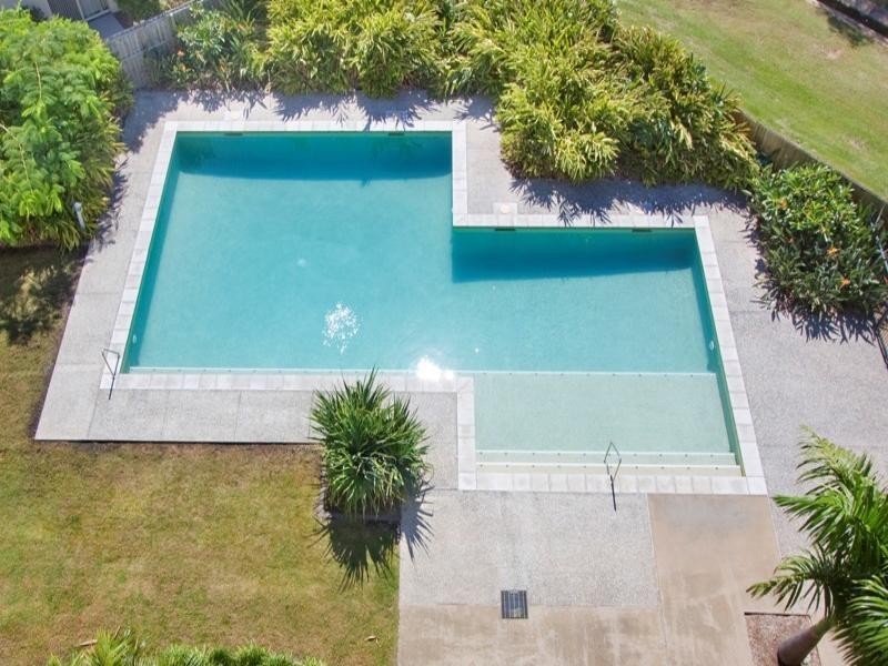 12 Executive Drive, Burleigh Waters QLD 4220