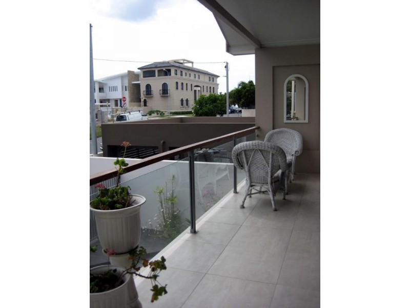 10 Tamborine Street, Mermaid Beach QLD 4218