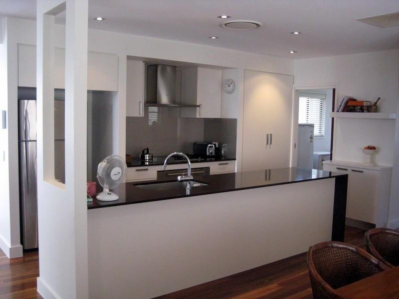 10 Tamborine Street, Mermaid Beach QLD 4218