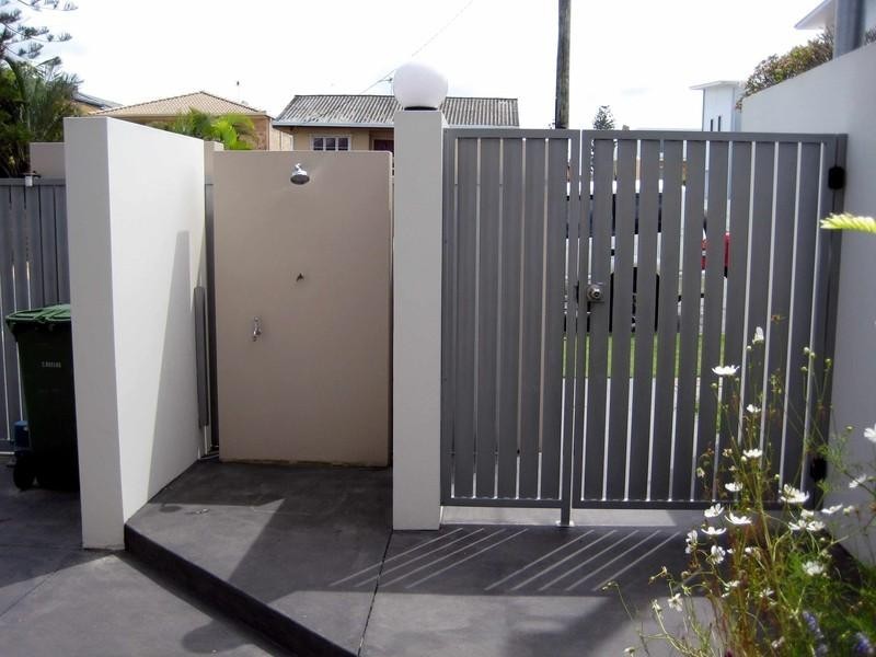 10 Tamborine Street, Mermaid Beach QLD 4218