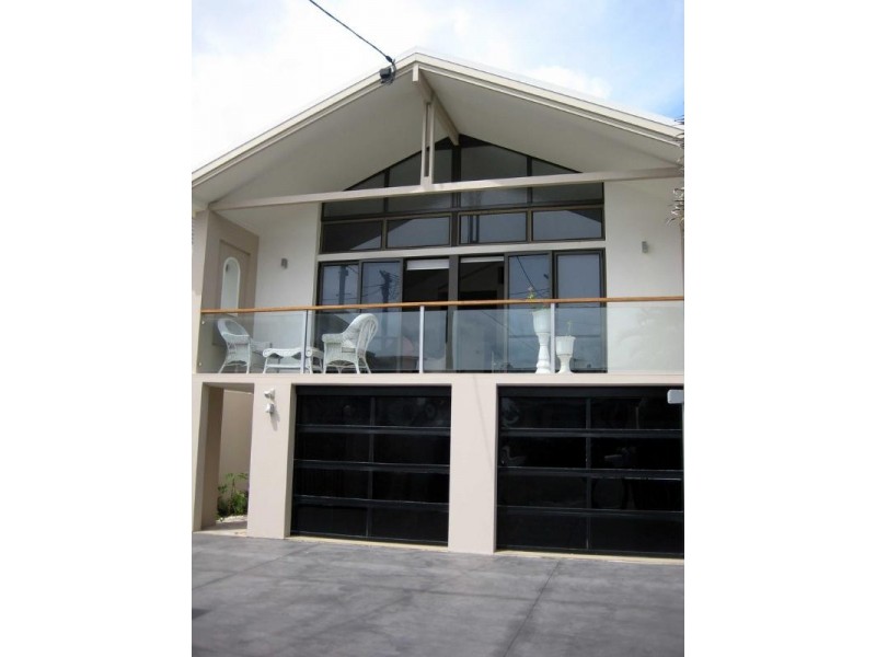 10 Tamborine Street, Mermaid Beach QLD 4218