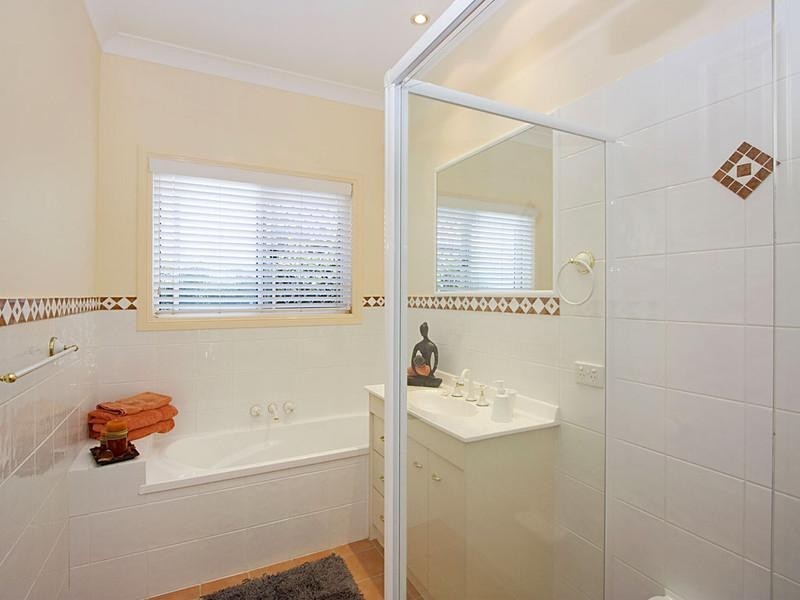 Varsity Lakes QLD 4227