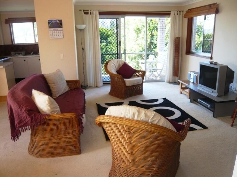 12/32 Armrick Avenue, Broadbeach QLD 4218