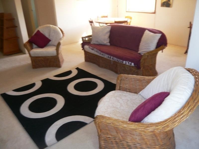 12/32 Armrick Avenue, Broadbeach QLD 4218