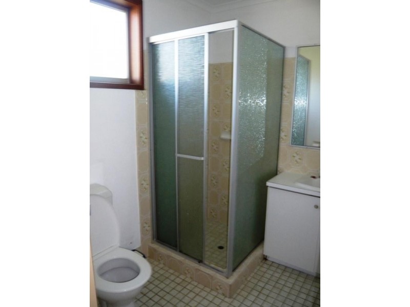 12/32 Armrick Avenue, Broadbeach QLD 4218