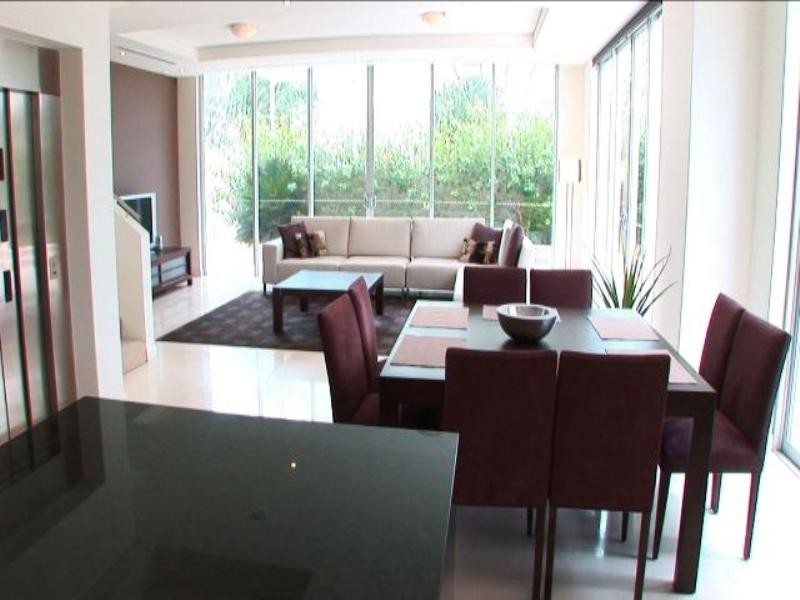 5 Broadbeach Boulevard, Broadbeach QLD 4218