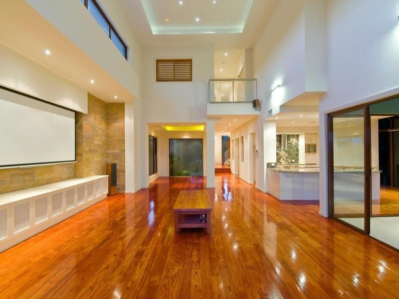 813 Legend Trail, Robina QLD 4226