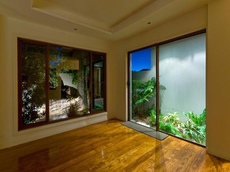 813 Legend Trail, Robina QLD 4226