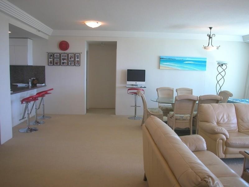 Broadbeach QLD 4218