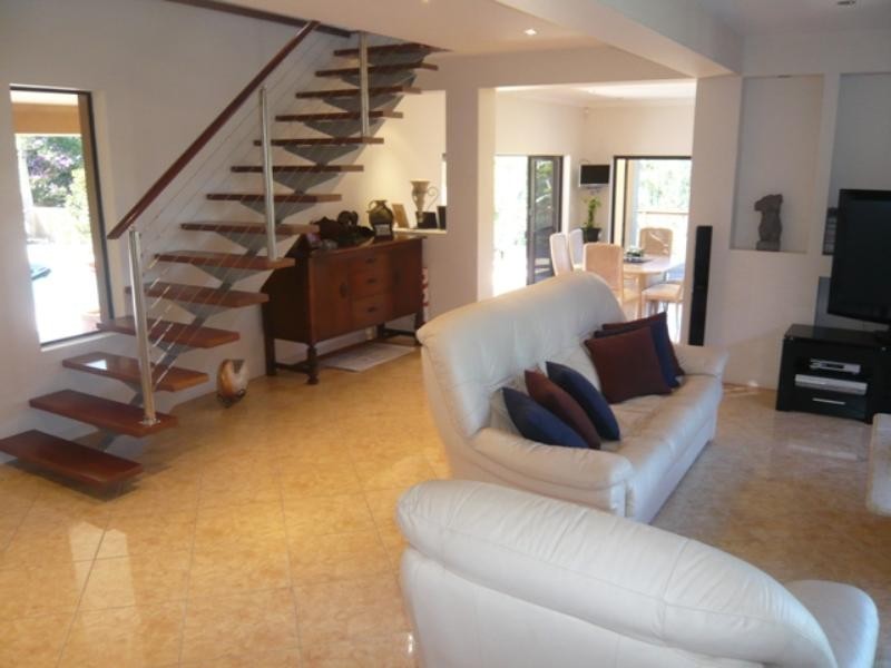 74 Bonogin Road, Mudgeeraba QLD 4213