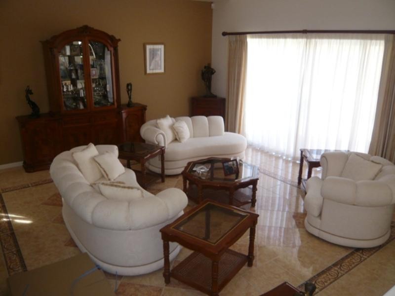 74 Bonogin Road, Mudgeeraba QLD 4213