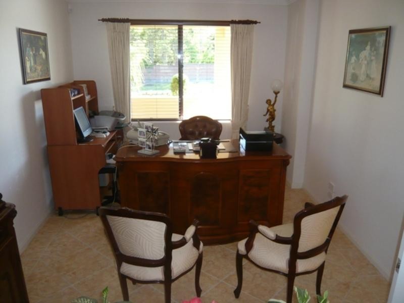 74 Bonogin Road, Mudgeeraba QLD 4213