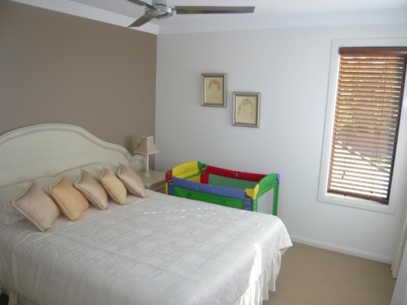 74 Bonogin Road, Mudgeeraba QLD 4213