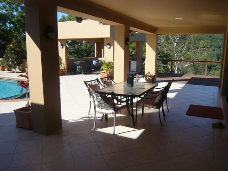 74 Bonogin Road, Mudgeeraba QLD 4213