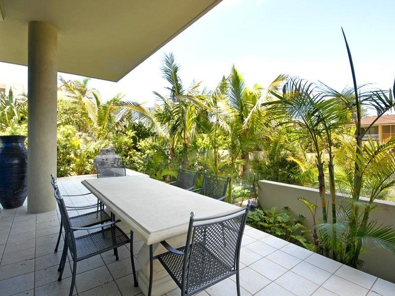 103/252 Hedges Avenue, Mermaid Beach QLD 4218