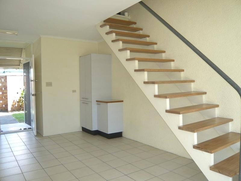 3/10 Havana Key, Broadbeach Waters QLD 4218