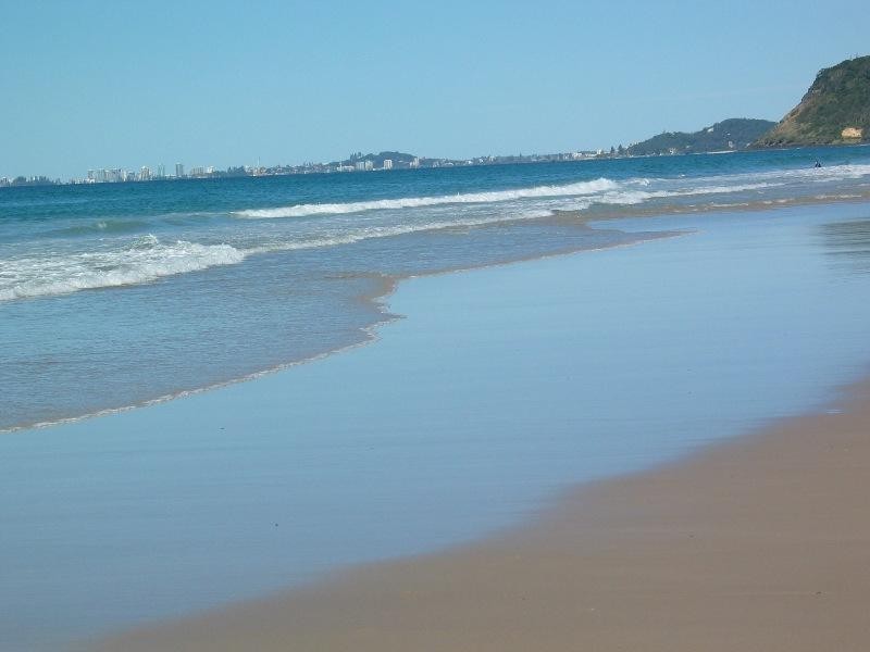 3 ‘Kirsty Court’ 50 Oceanic Drive, Mermaid Waters QLD 4218