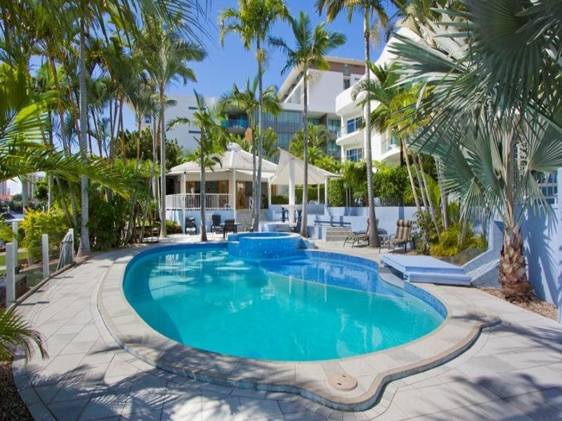 Broadbeach Waters QLD 4218