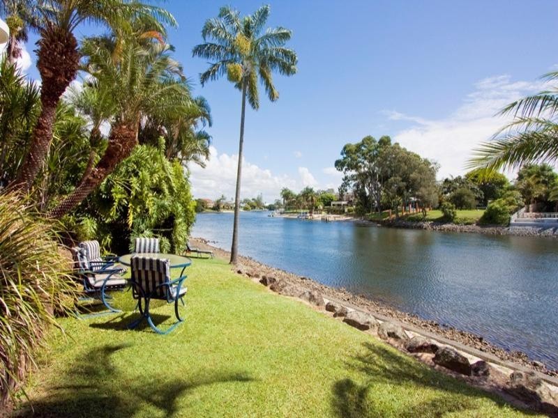 Broadbeach Waters QLD 4218