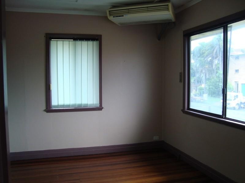 98 Frank Street, Labrador QLD 4215