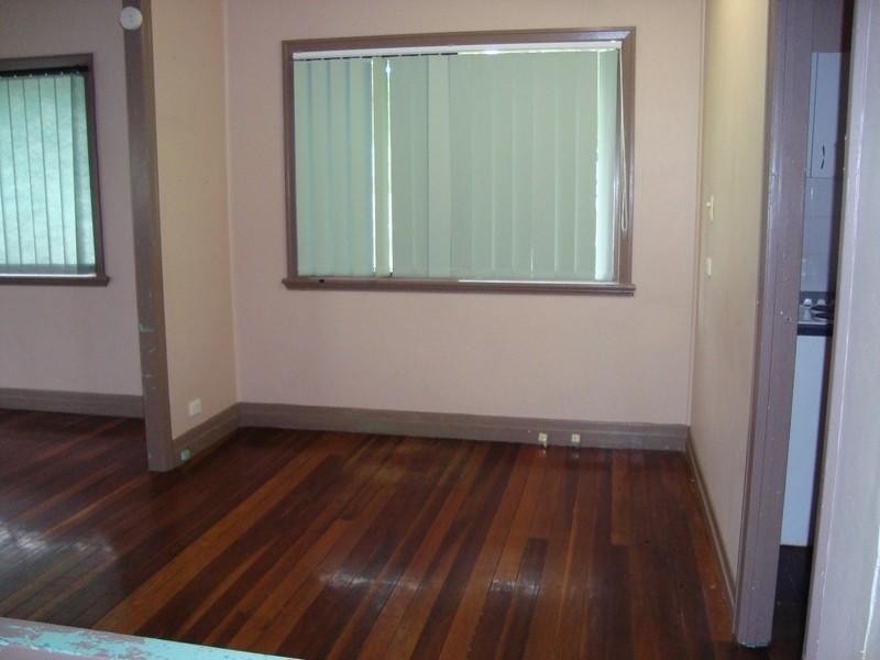 98 Frank Street, Labrador QLD 4215