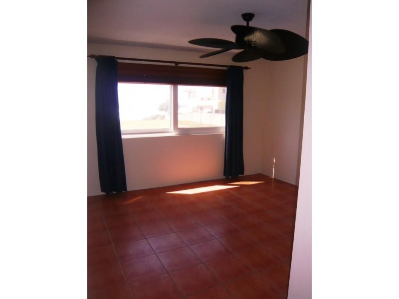 1 ‘Seabeach Court’, 4 Seabeach Avenue, Mermaid Beach QLD 4218