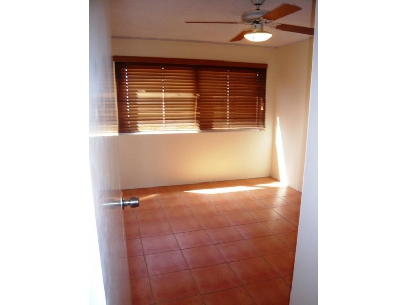 1 ‘Seabeach Court’, 4 Seabeach Avenue, Mermaid Beach QLD 4218