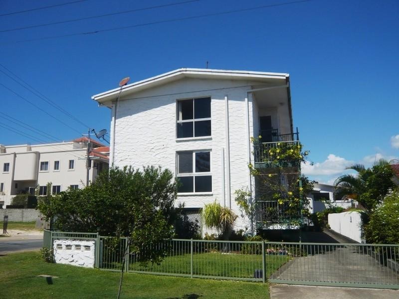 1 ‘Seabeach Court’, 4 Seabeach Avenue, Mermaid Beach QLD 4218