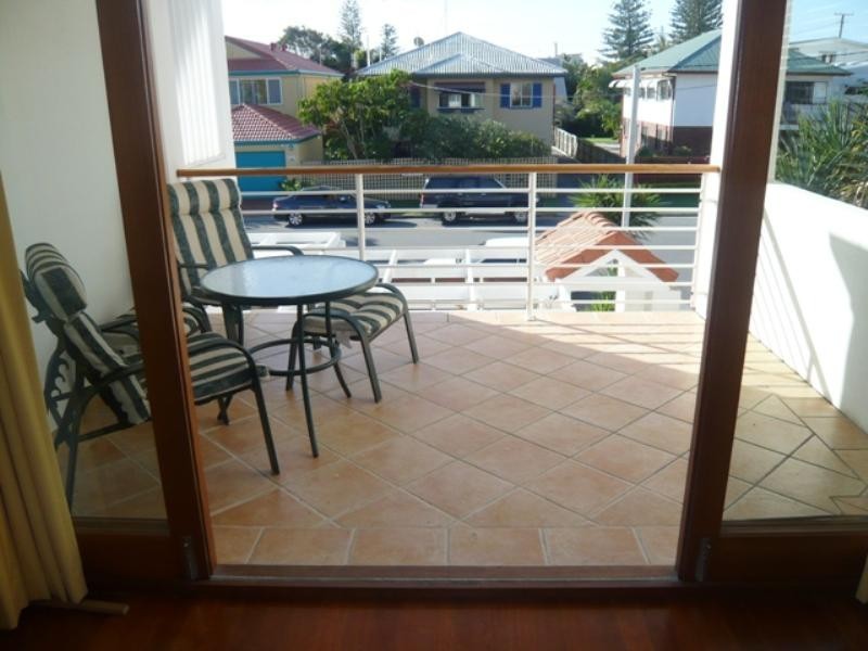 10 Alfred Street, Mermaid Beach QLD 4218