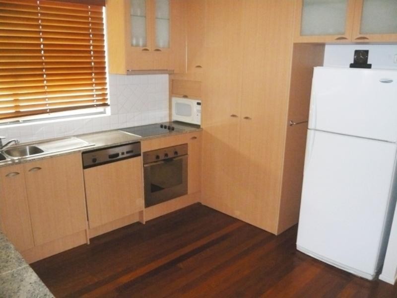 10 Alfred Street, Mermaid Beach QLD 4218