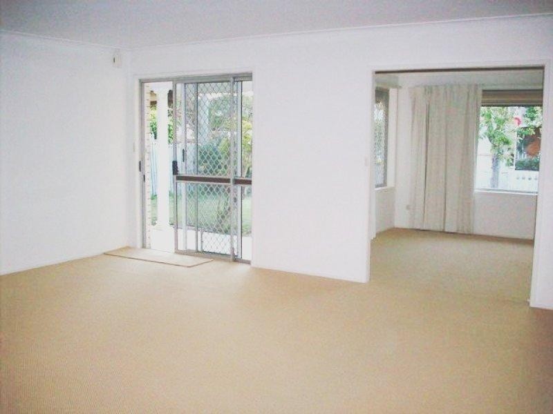 28 Hilda Street, Mermaid Beach QLD 4218