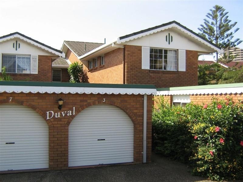 Broadbeach Waters QLD 4218