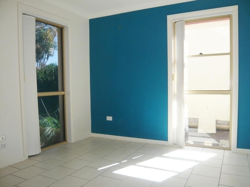 6 Redbud Lane, Robina QLD 4226