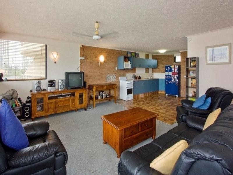 401 ‘Broadbeach Travel Inn’, 40 Surf Parade, Broadbeach QLD 4218