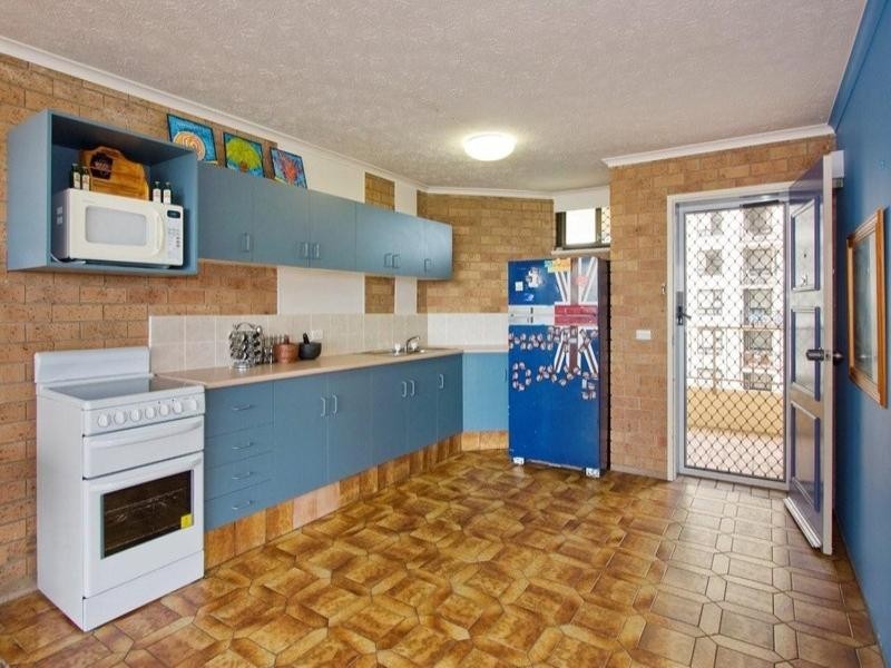 401 ‘Broadbeach Travel Inn’, 40 Surf Parade, Broadbeach QLD 4218