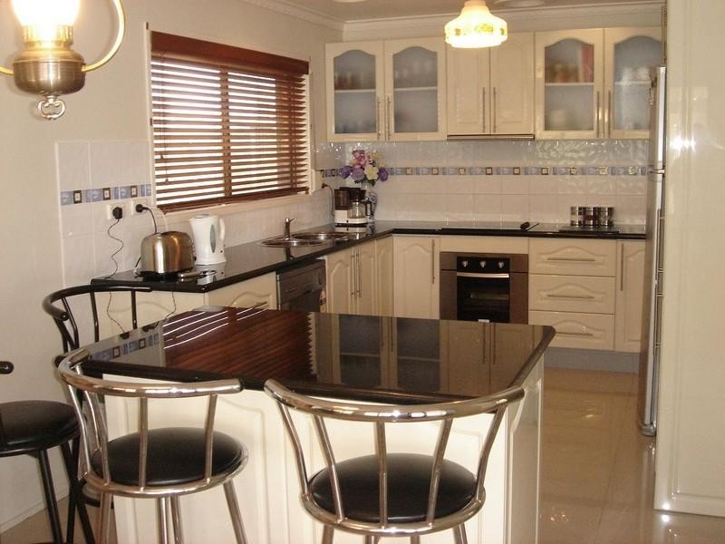 84 Markeri Street, Mermaid Waters QLD 4218