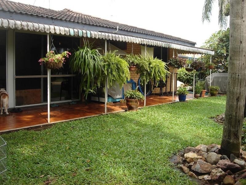 27 Verdichio Avenue, Mermaid Waters QLD 4218