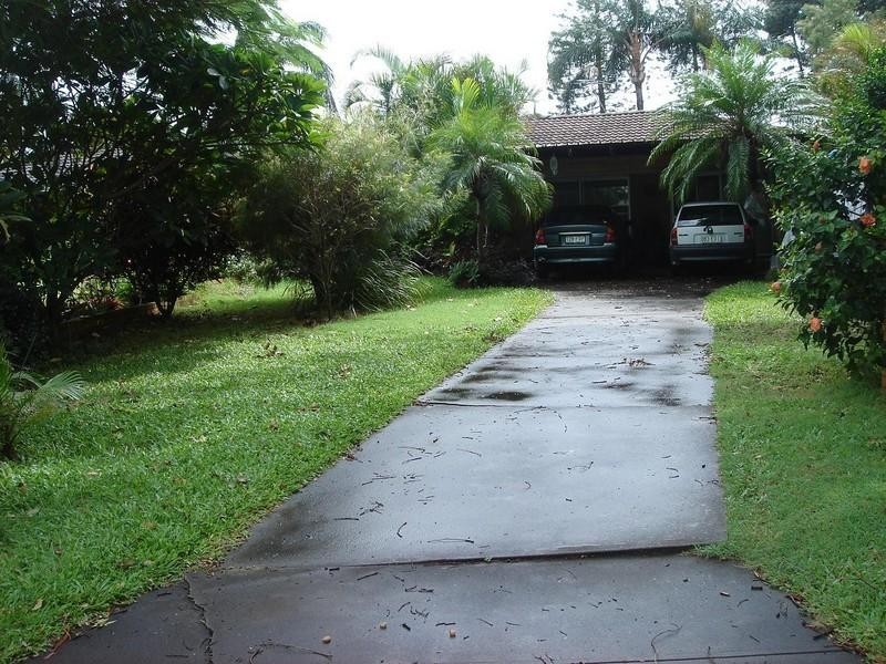 27 Verdichio Avenue, Mermaid Waters QLD 4218