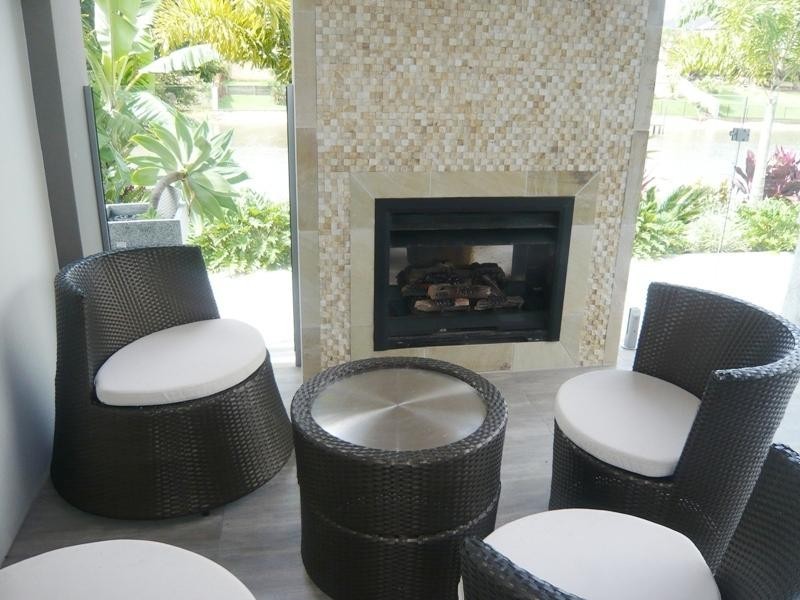 10 St Tropez Terrace, Sorrento QLD 4217