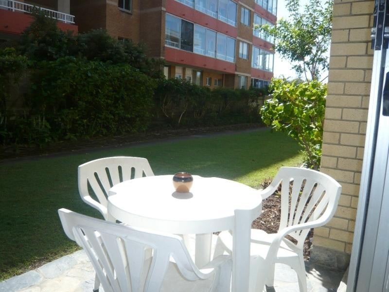 5/171 Old Burleigh Road, Broadbeach QLD 4218