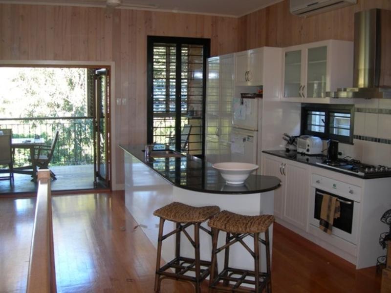 14 Woodgee Street, Currumbin QLD 4223