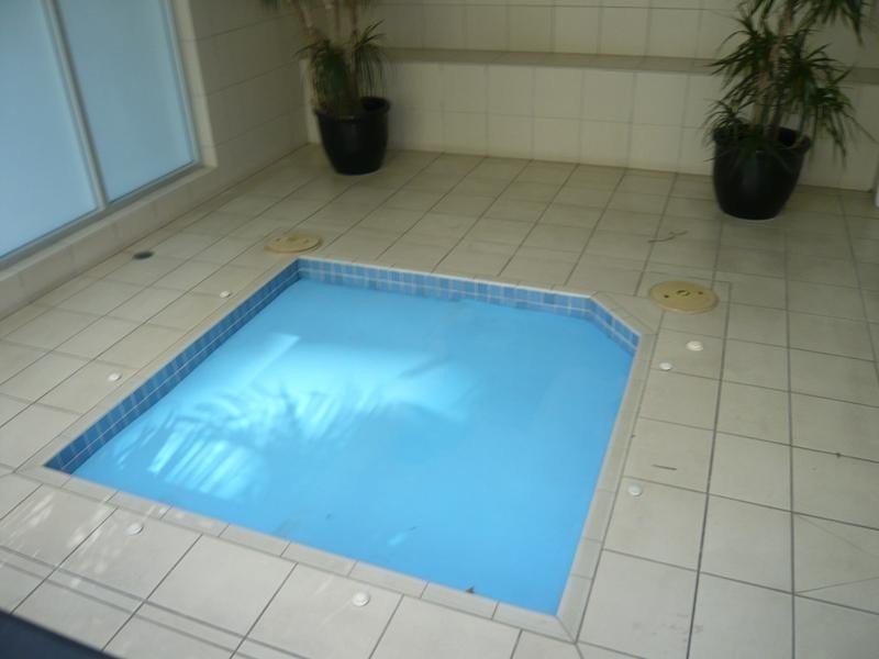 67/2894 Gold Coast Highway, Surfers Paradise QLD 4217