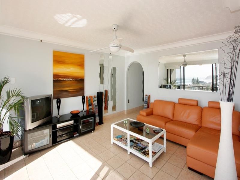 7F ‘Royal Palm’ 973 Gold Coast Highway, Palm Beach QLD 4221