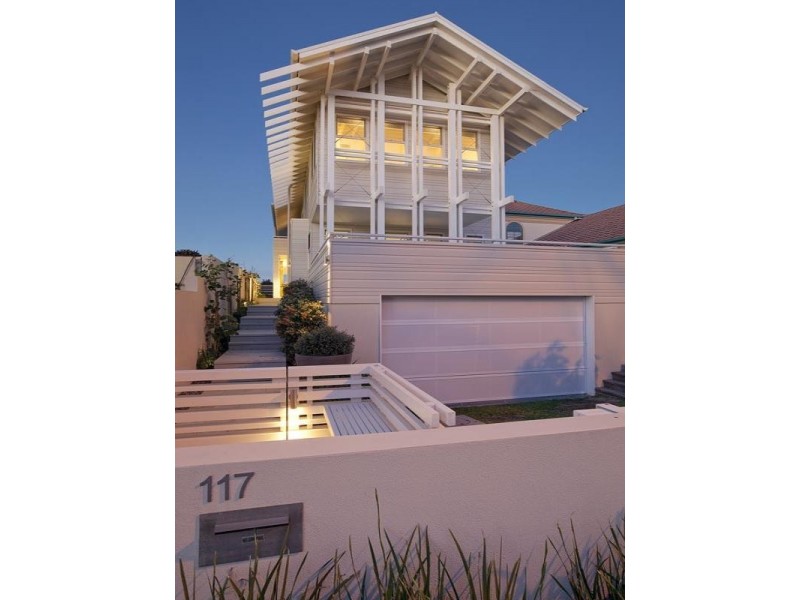 Mermaid Beach QLD 4218