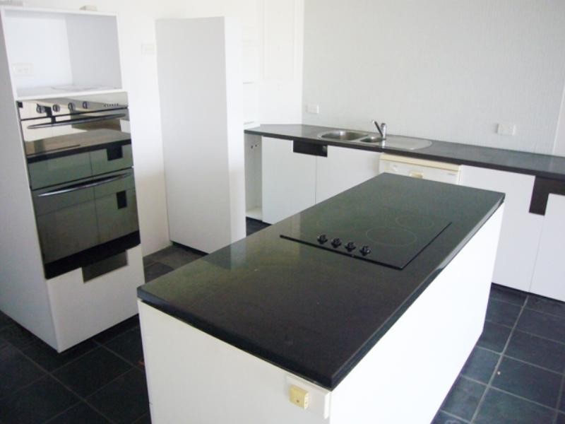 101/98 Marine Parade ‘Sandrift’, Miami QLD 4220