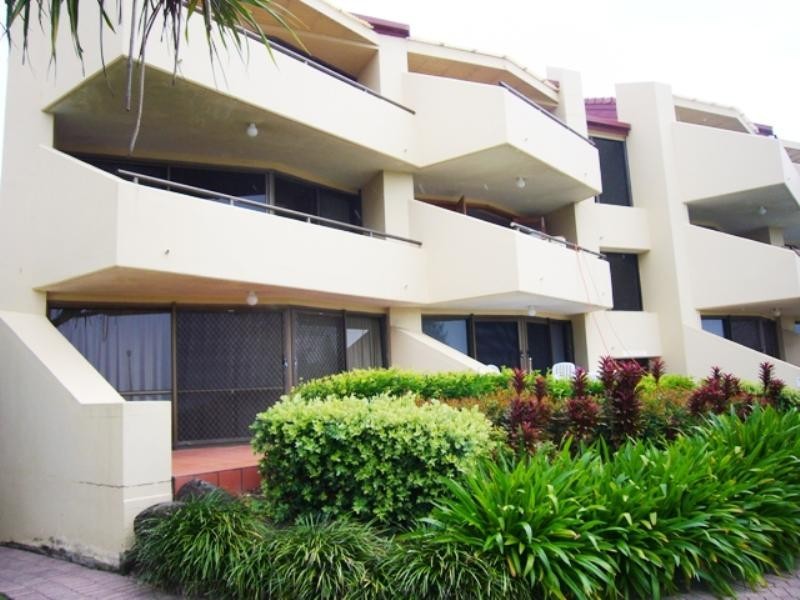 101/98 Marine Parade ‘Sandrift’, Miami QLD 4220